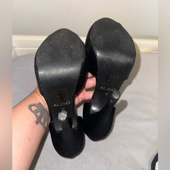 black satin size 35 (5) ALDO heels - Picture 4 of 6